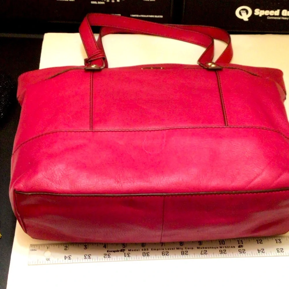 Fossil Large hot Pink Shoulder Tote READ